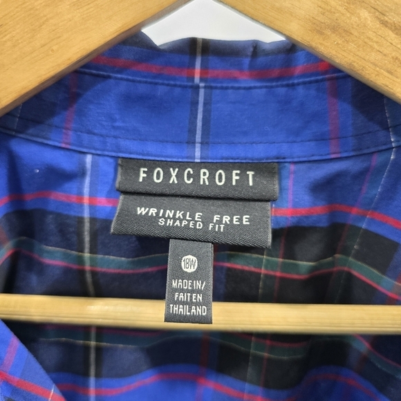 Foxcroft Shirt Women 18W Blue Black Gold Scotch Button Wrinkle Free Shaped Cuff - Picture 3 of 13